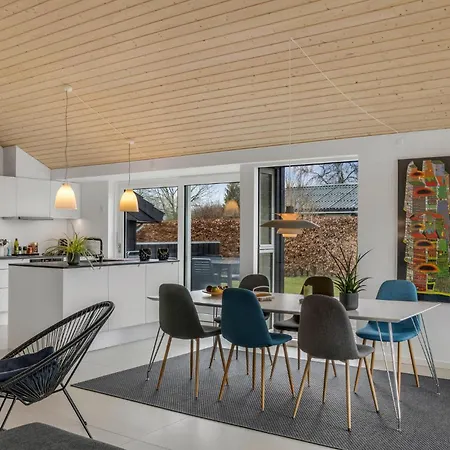 Holiday home Amazing In With Wifi Stubbekobing